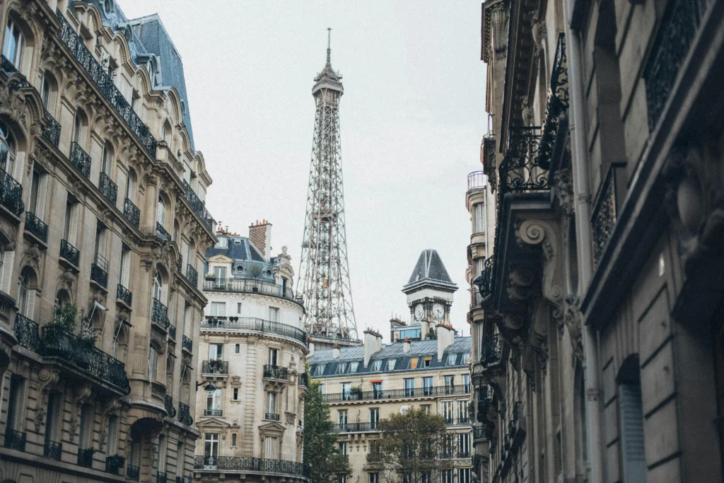 hotels in paris with eiffel tower view