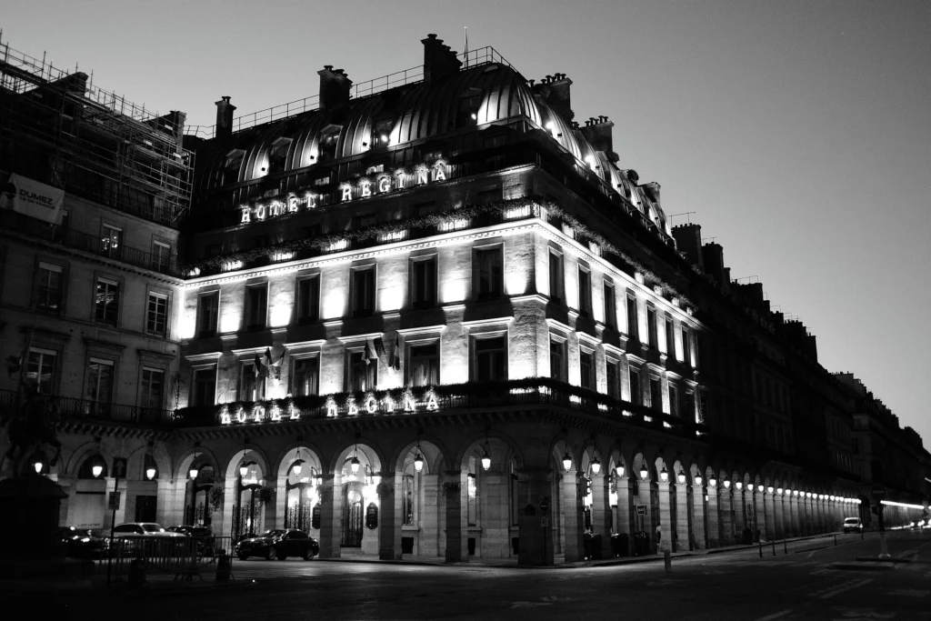 7 arrondissement hotels Paris