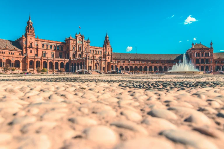 where to stay in seville